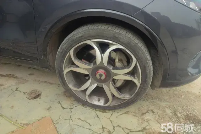 Denza X 2020 car image #6