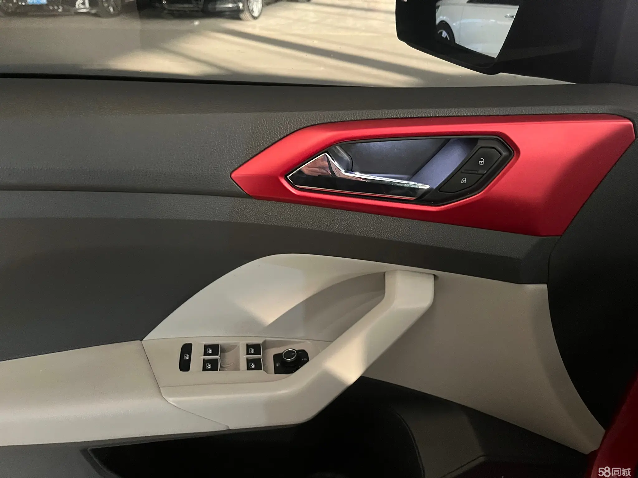 Volkswagen T-Cross 2021 car image #6