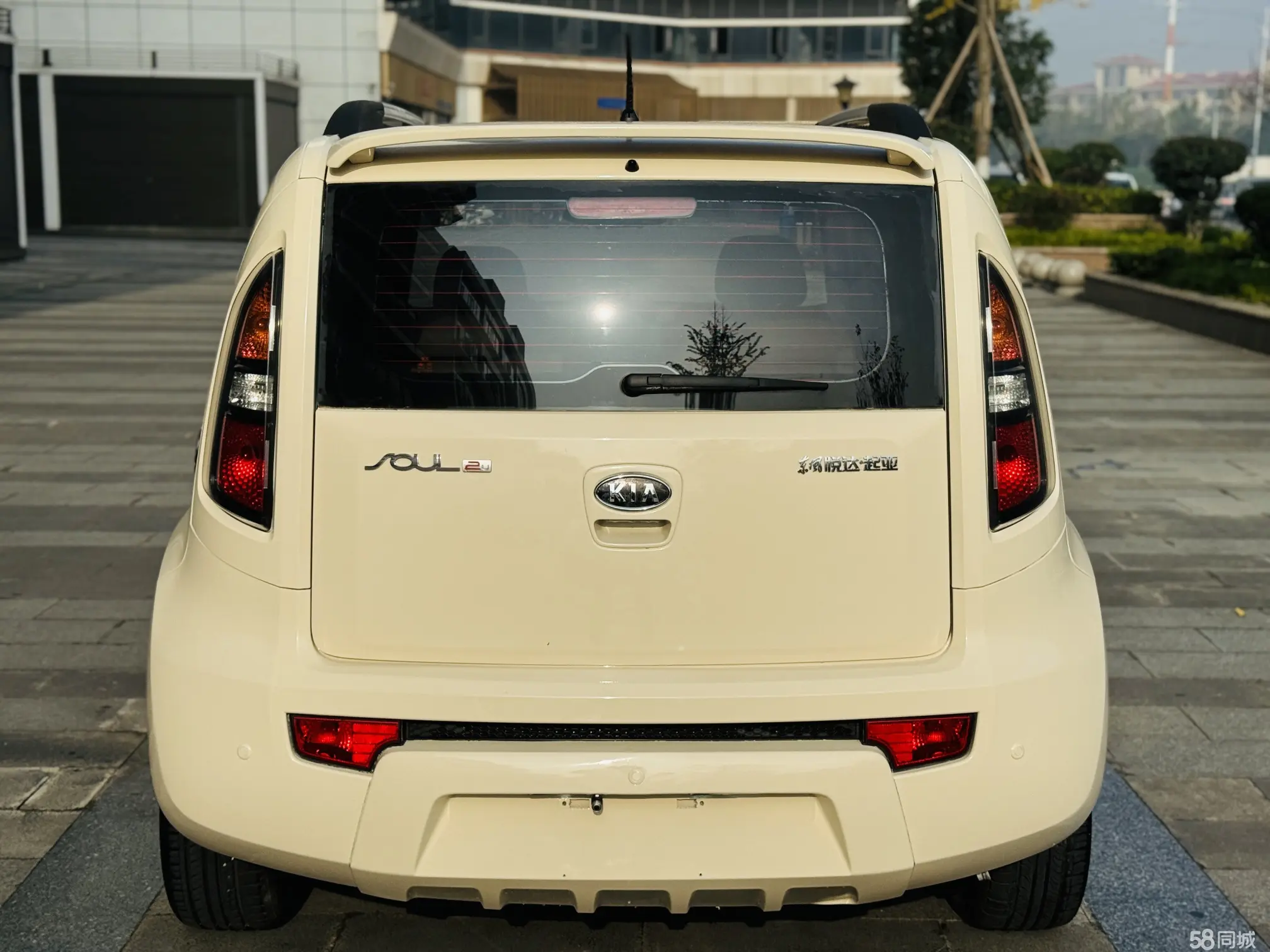 起亚 秀尔 2011 汽车图片 #6