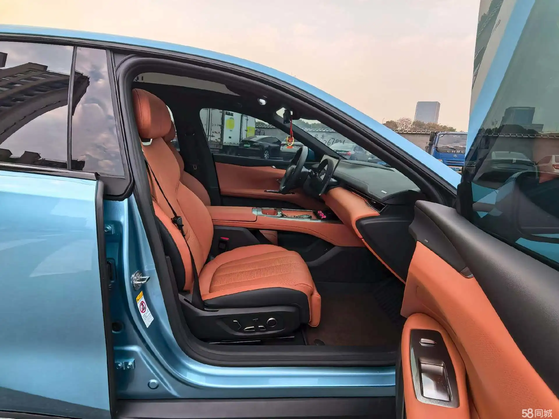 Deepal L07 2024 #6 Deepal L07 2024 immagine di auto #6