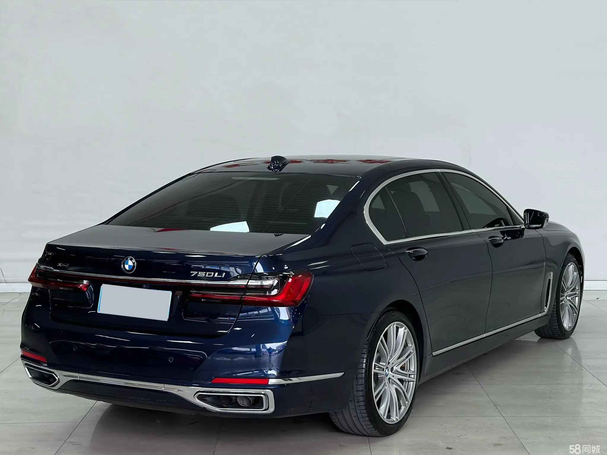 BMW 7 Series 2022 car image #6