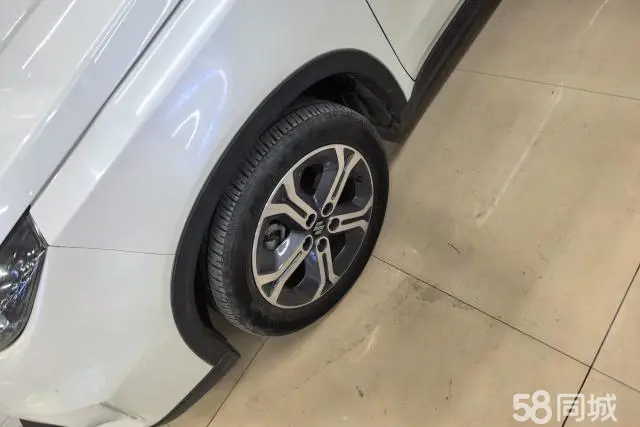 Suzuki Vitara 2018 image de voiture #6