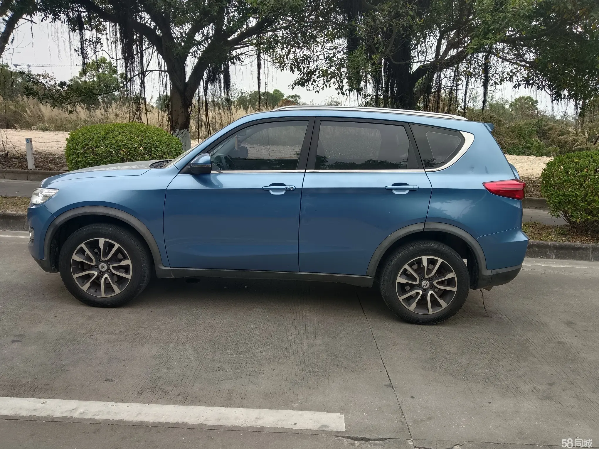 Kaiyi X3 2016 car image #6