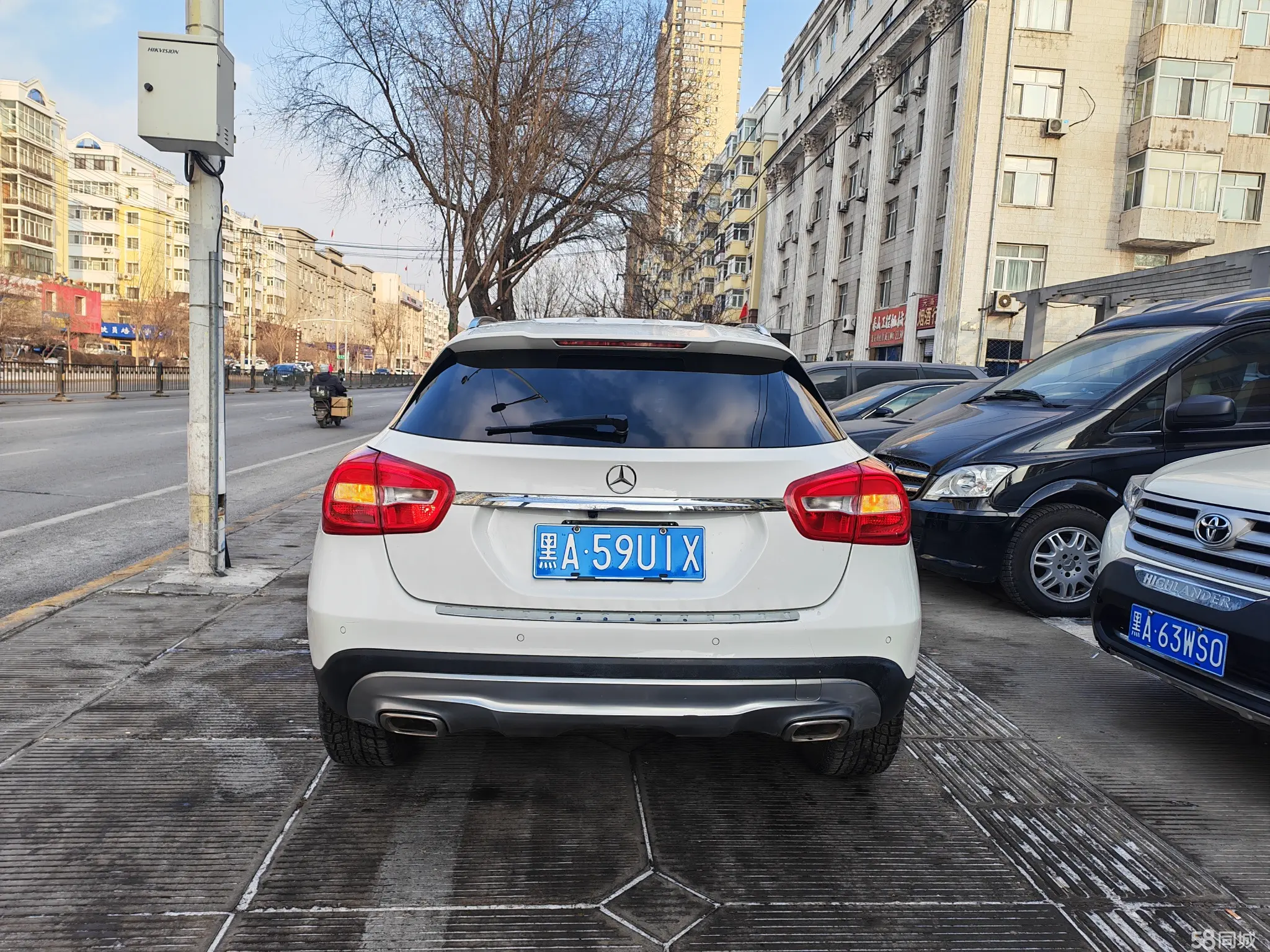 Mercedes-Benz GLA Class 2015 car image #6