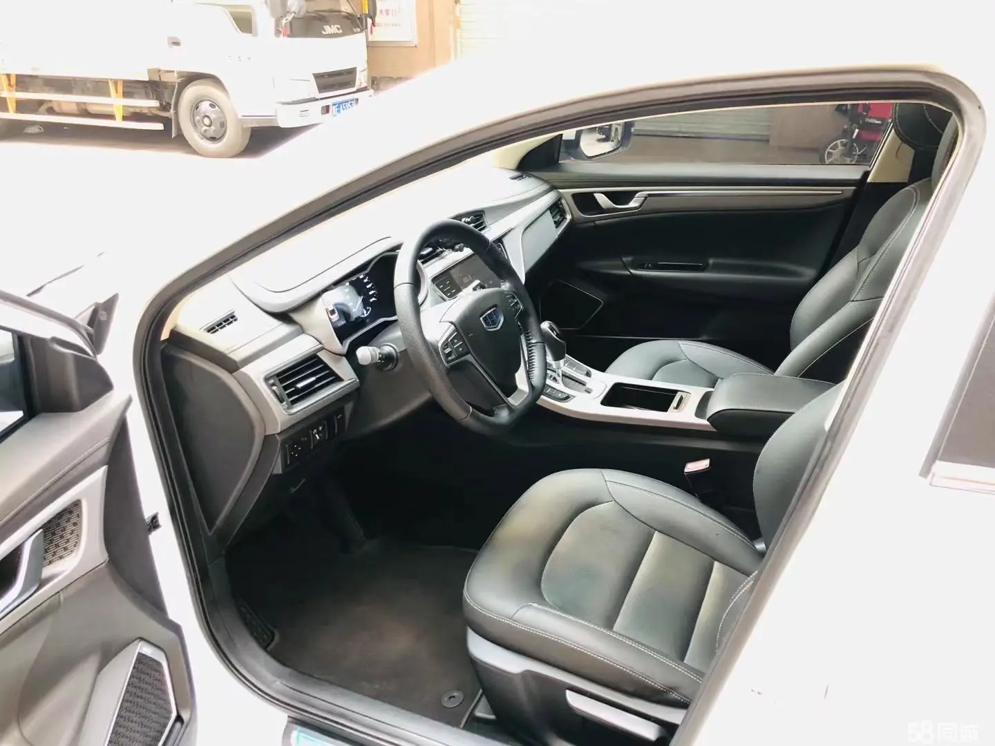 GEELY Emgrand GL 2018 car image #6