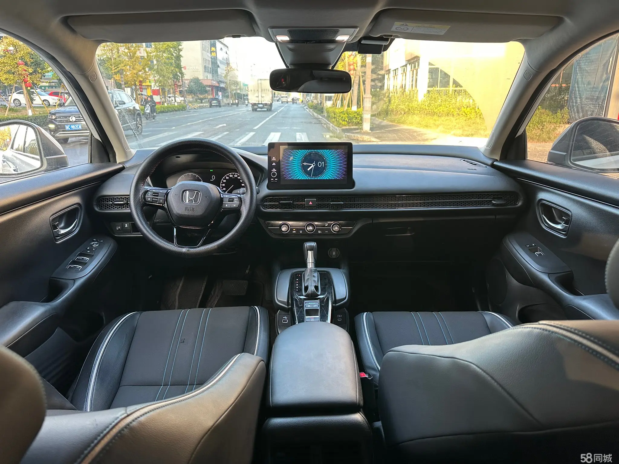 Honda HR-V 2023 car image #6