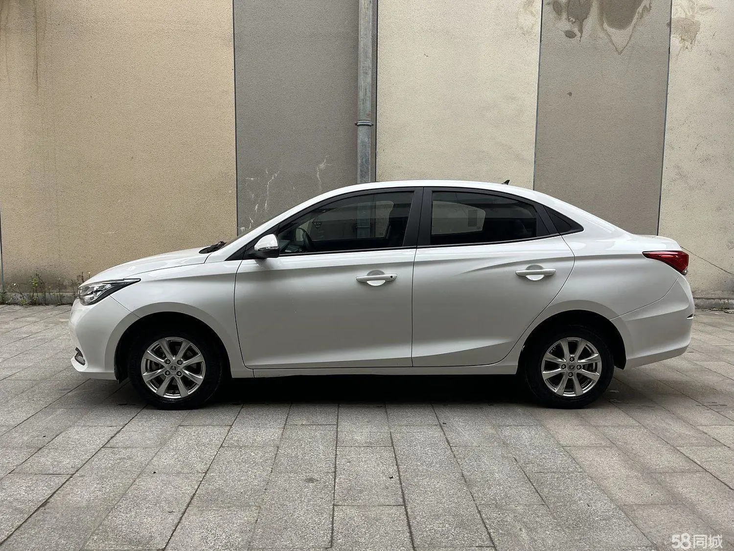 Changan Alsvin 2020 car image #6