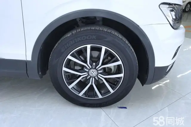 Volkswagen Tiguan L 2018 car image #6