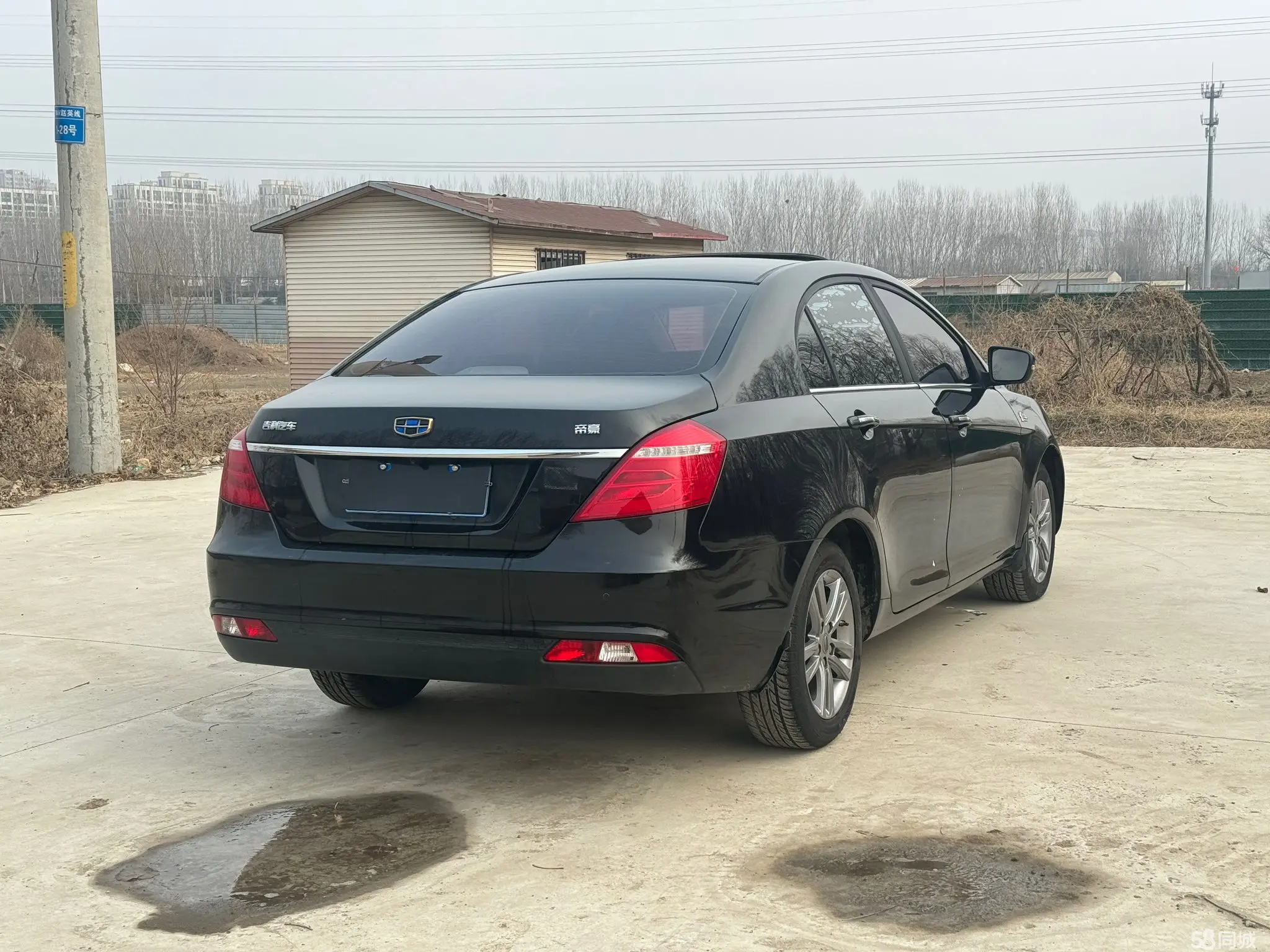 GEELY Emgrand 2017 car image #6