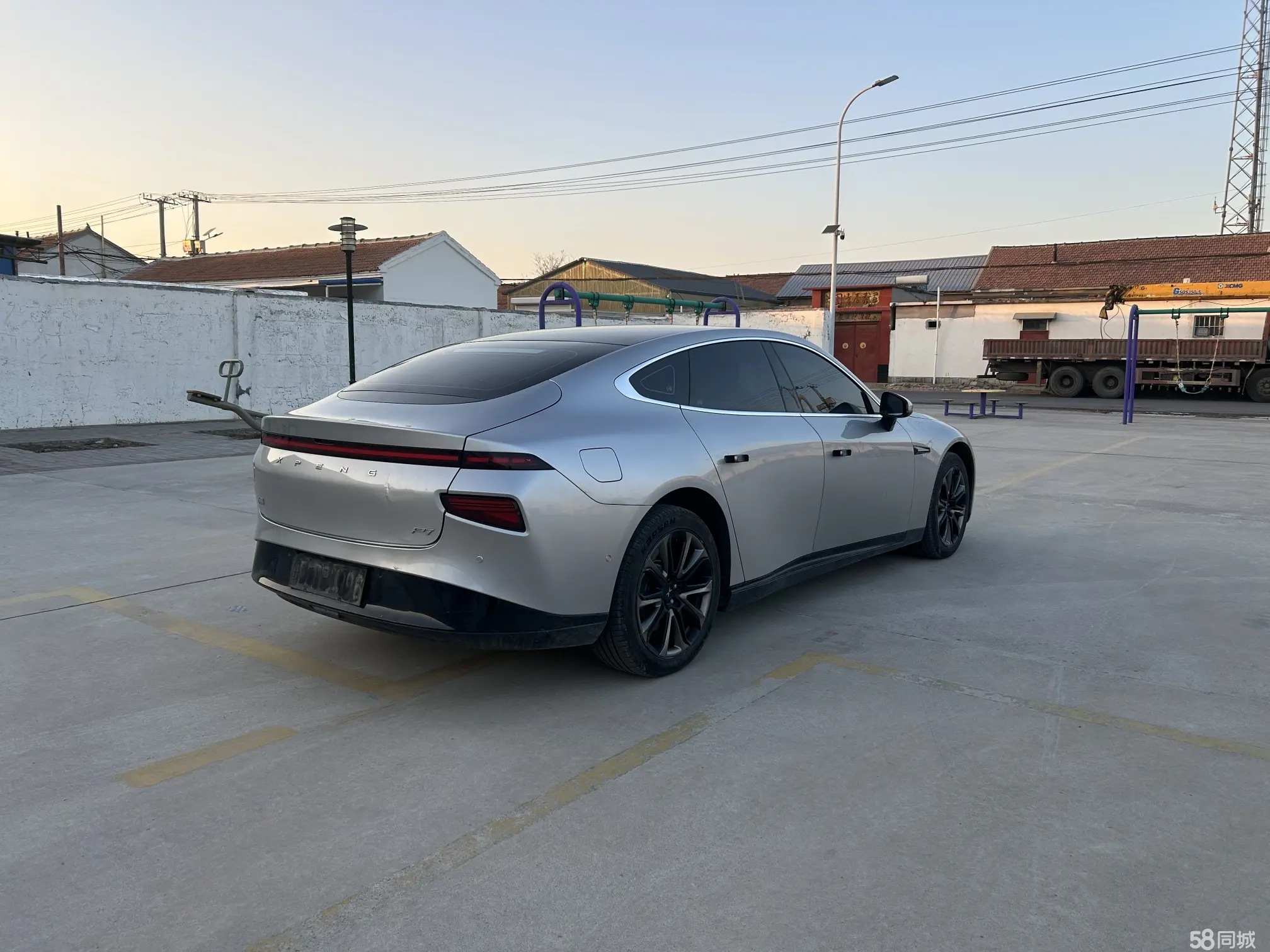 小鹏 小鹏P7 2022 汽车图片 #6