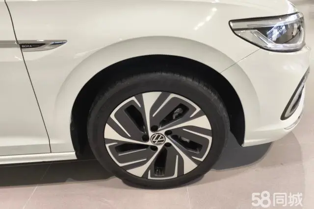 Volkswagen Bora 2025 car image #6