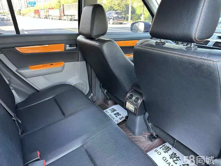 Suzuki Swift 2018 car image #6