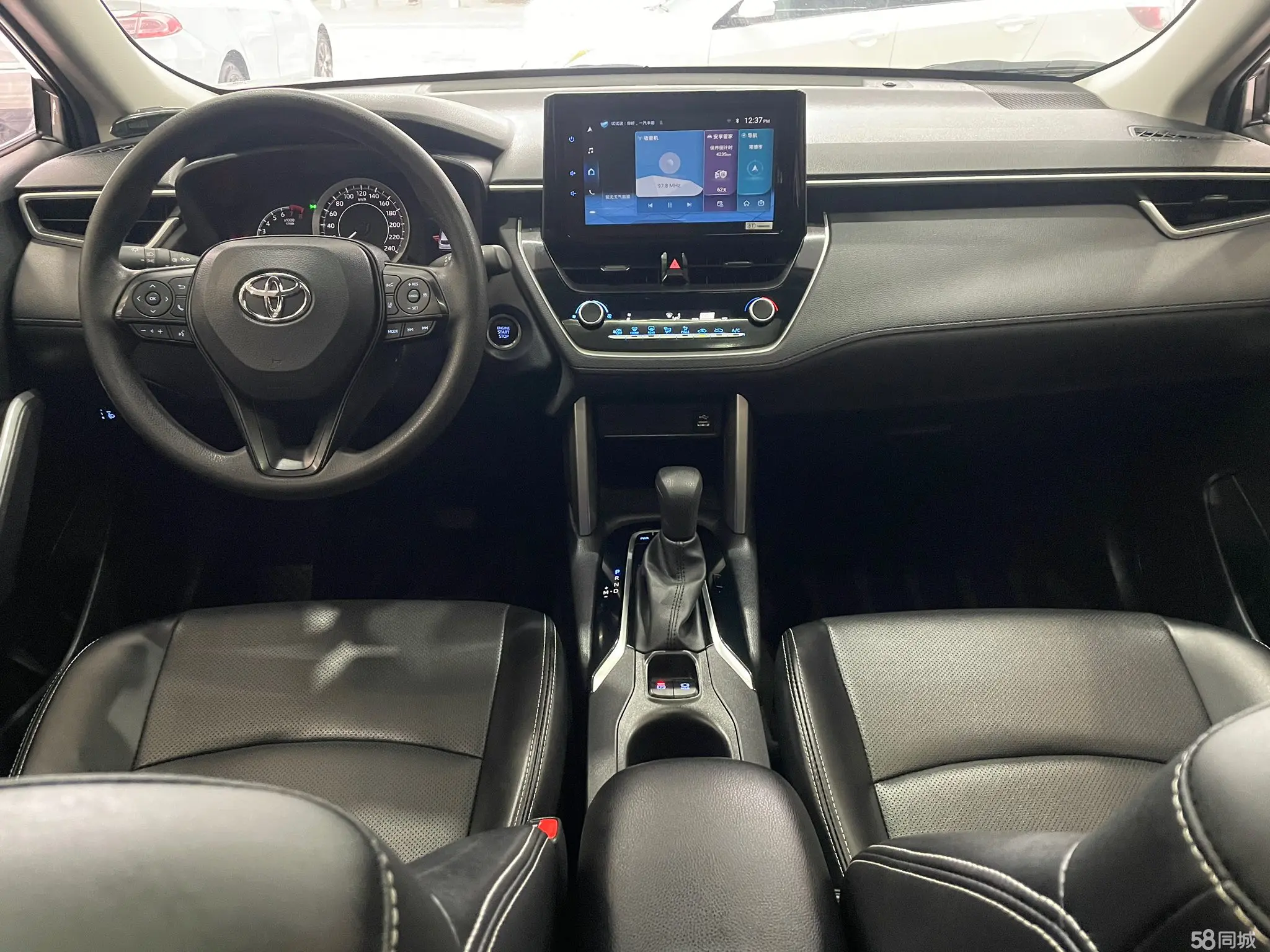 Toyota Corolla Cross 2022 #6 Toyota Corolla Cross 2022 car image #6
