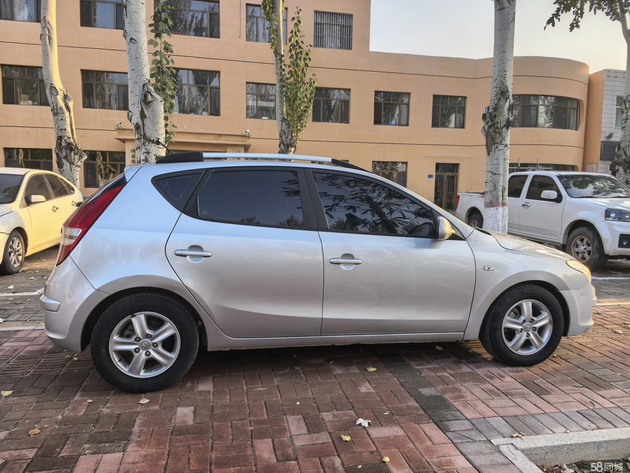 Hyundai i30 2010 #6 Hyundai i30 2010 car image #6