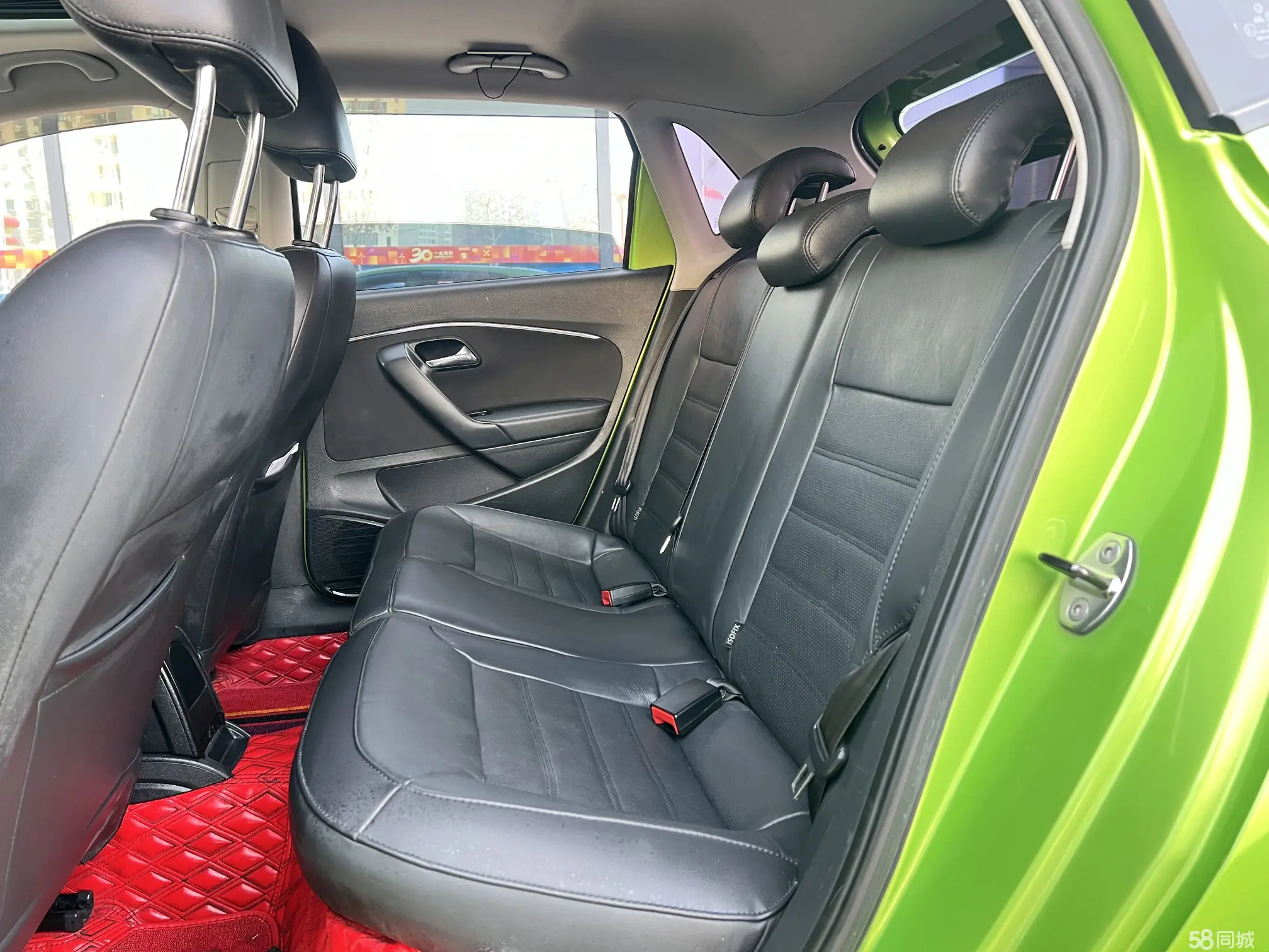 Volkswagen Polo 2015 car image #6