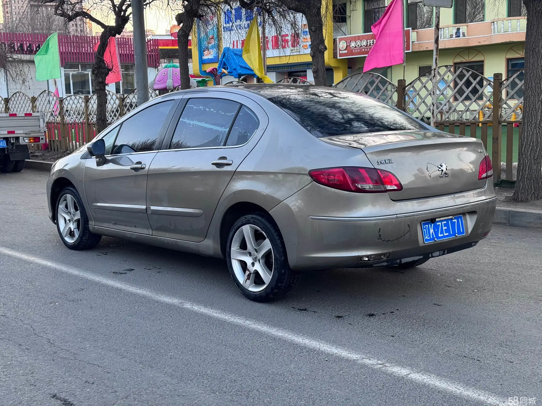 标致 标致408 2010 汽车图片 #6