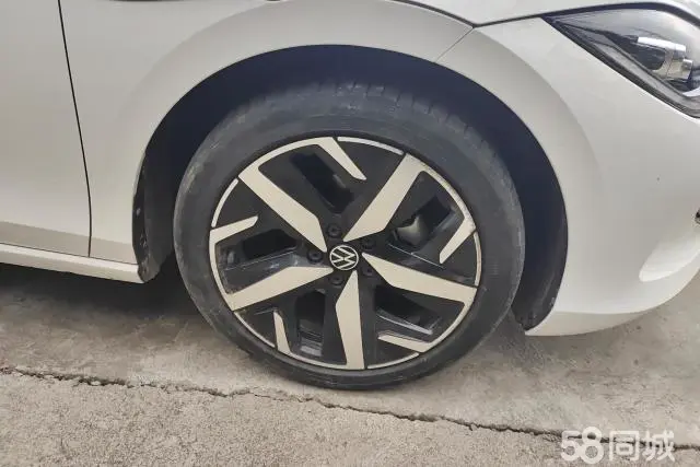 Volkswagen Lamando 2023 car image #6