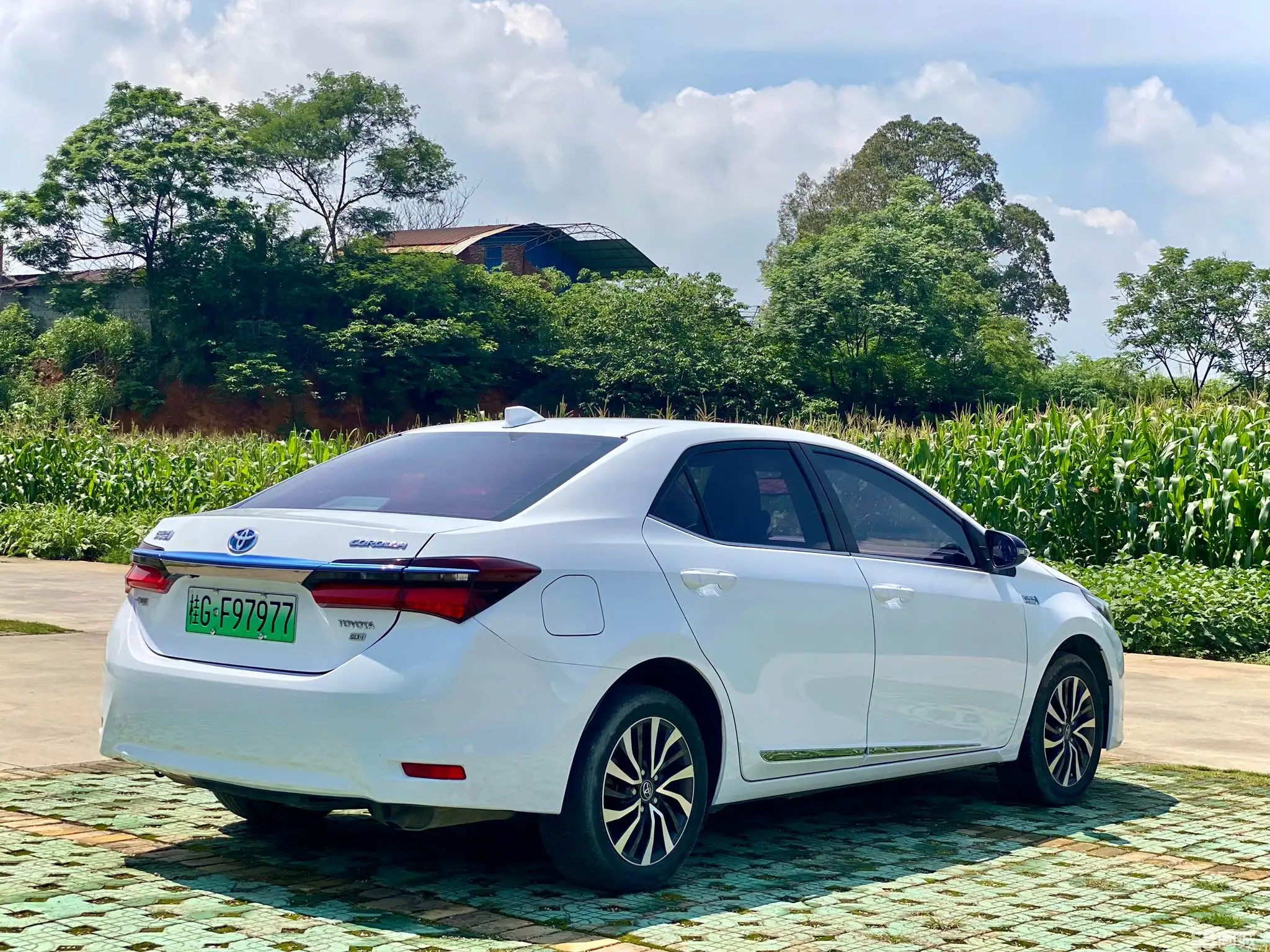 Toyota Corolla Hybird E+ 2019 car image #6