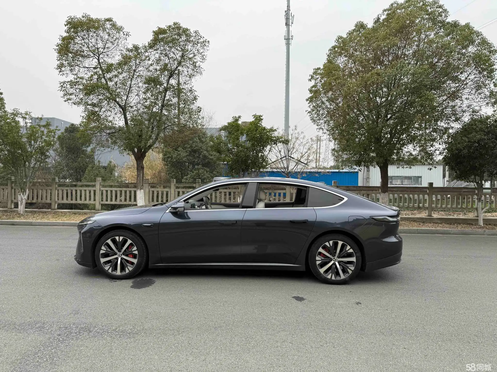 NIO ET7 2022 car image #6