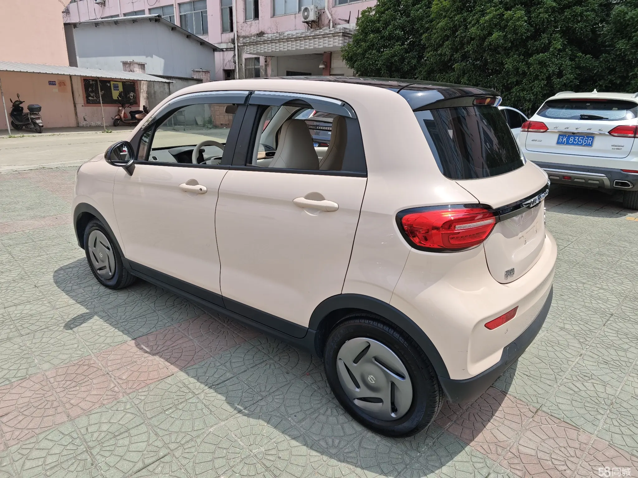 零跑汽车 零跑T03 2024 汽车图片 #6