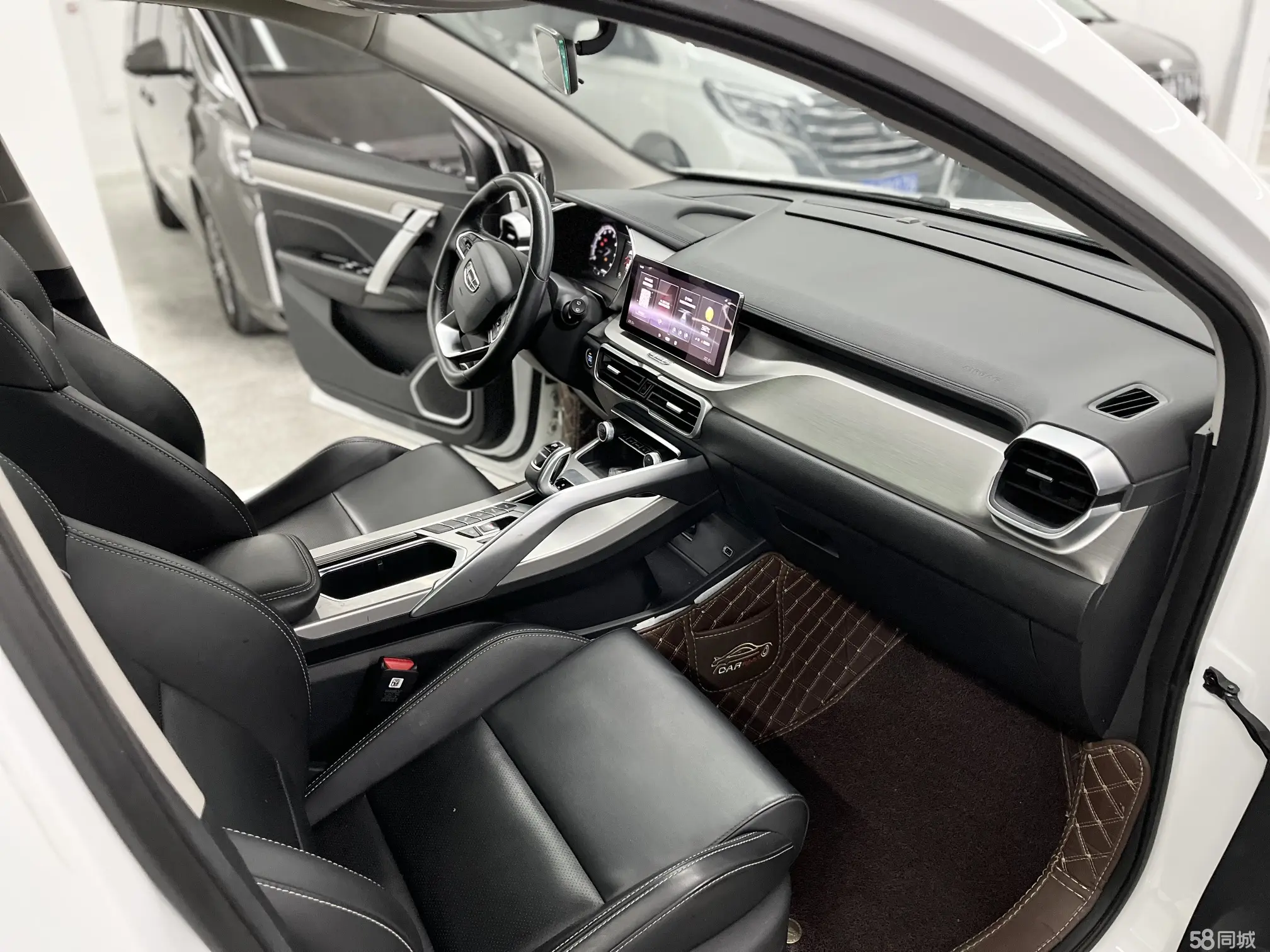 GEELY Coolray 2019 immagine di auto #6