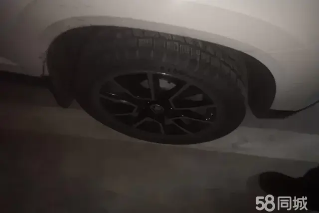 Skoda Karoq 2020 car image #6