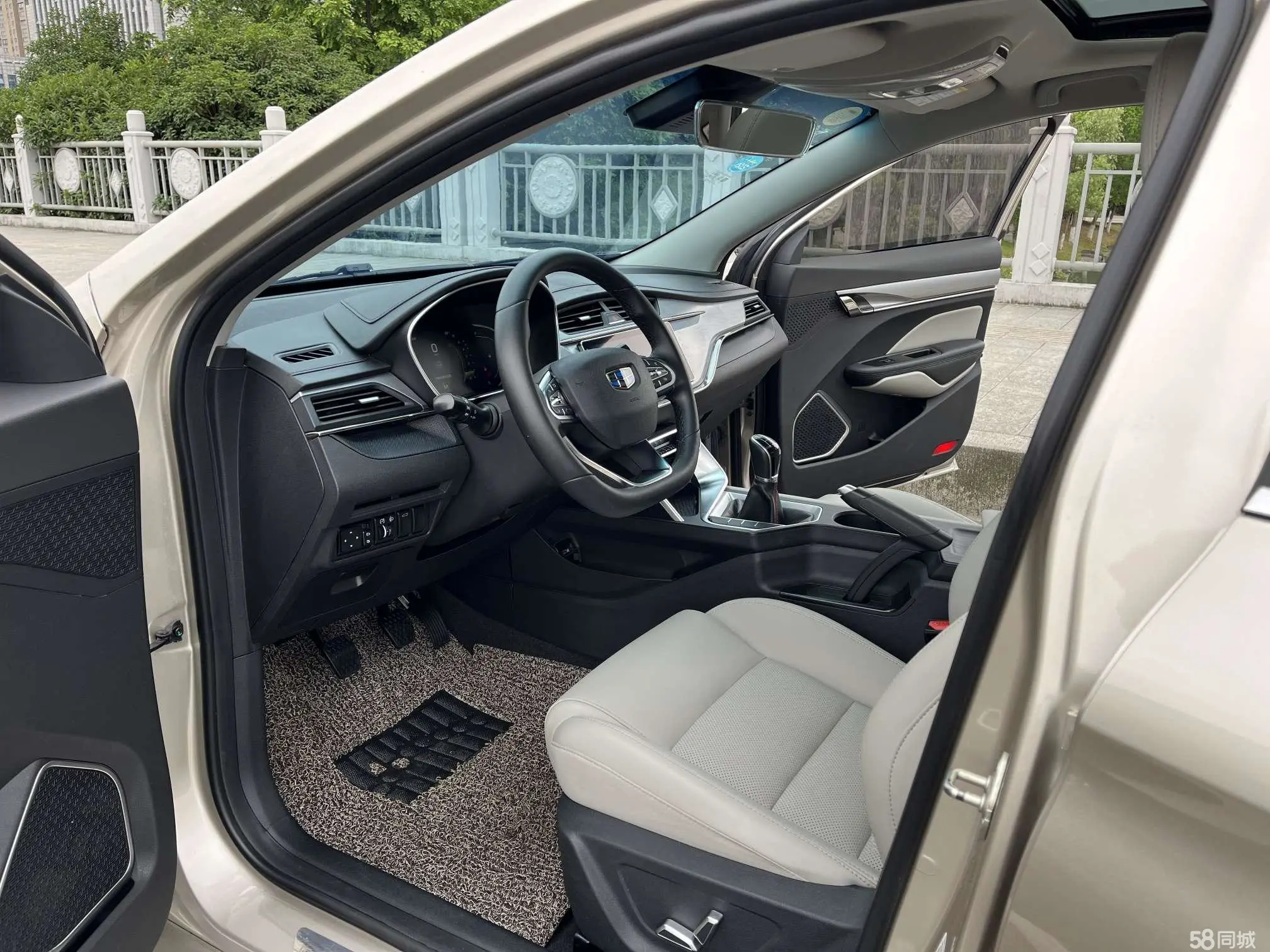 GEELY Binray 2018 car image #6
