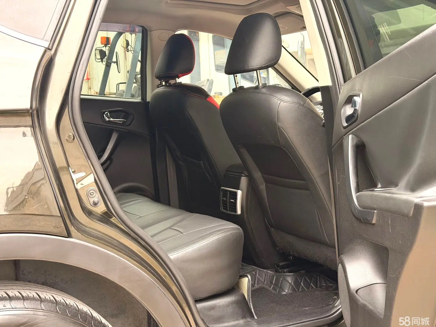 GAC Trumpchi GS5 2012 car image #6