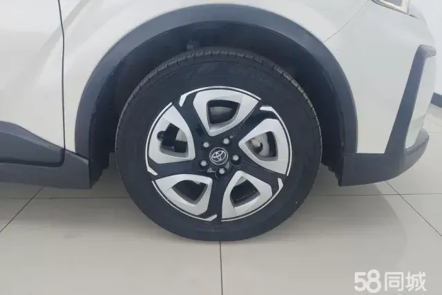 Toyota C-HR EV 2021 car image #6