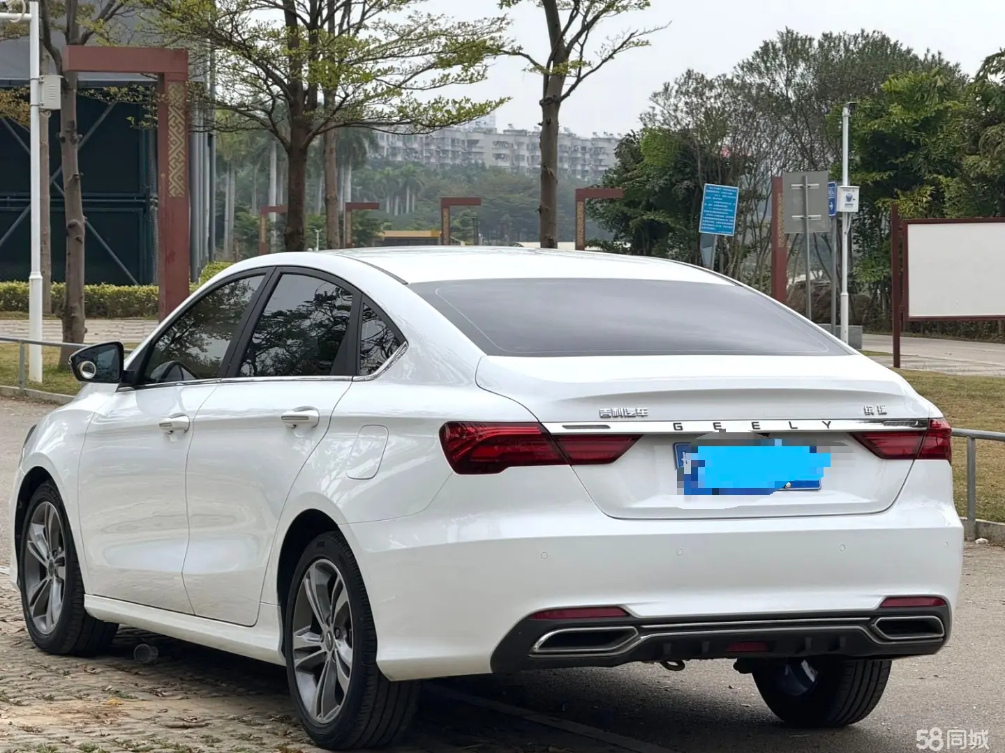 GEELY Binray 2019 car image #6