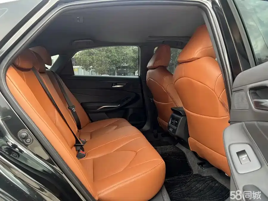 Toyota Avalon 2021 car image #6