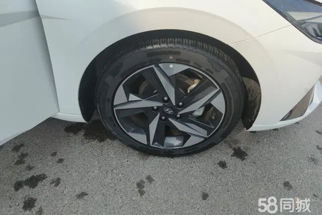 Hyundai Elantra 2023 car image #6