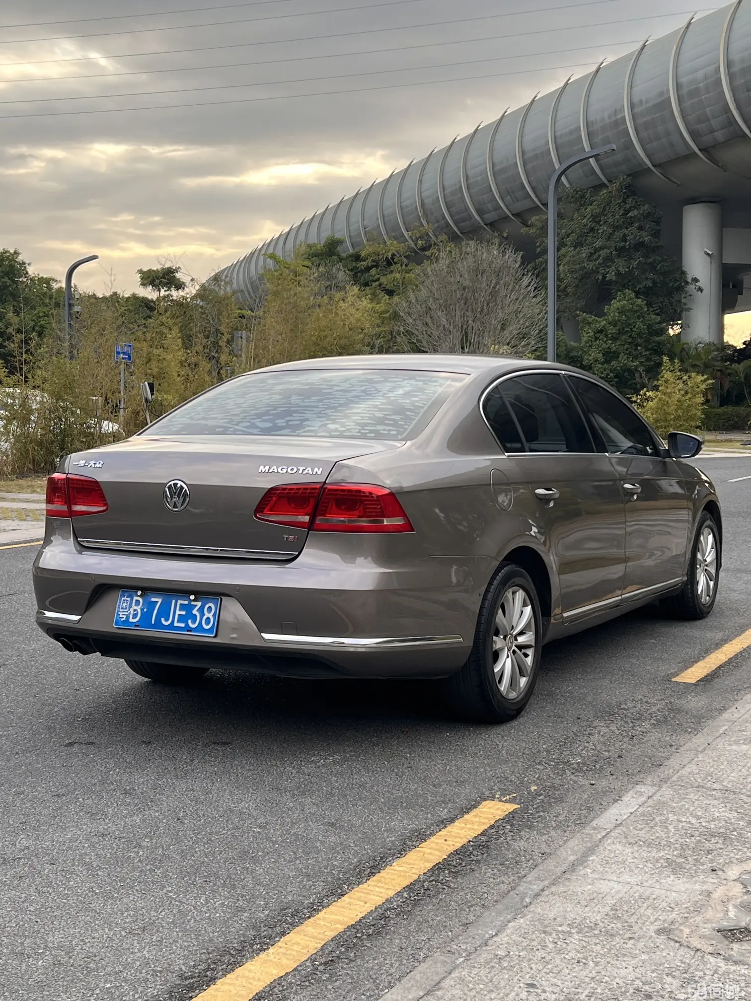 Volkswagen Magotan 2013 immagine di auto #6