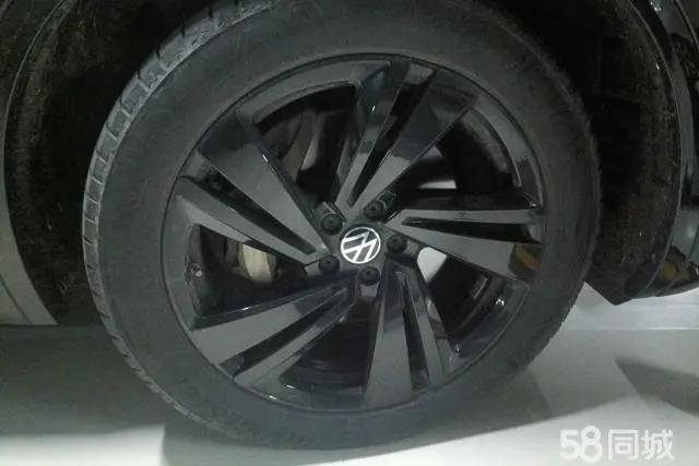 Volkswagen Touareg 2023 immagine di auto #6