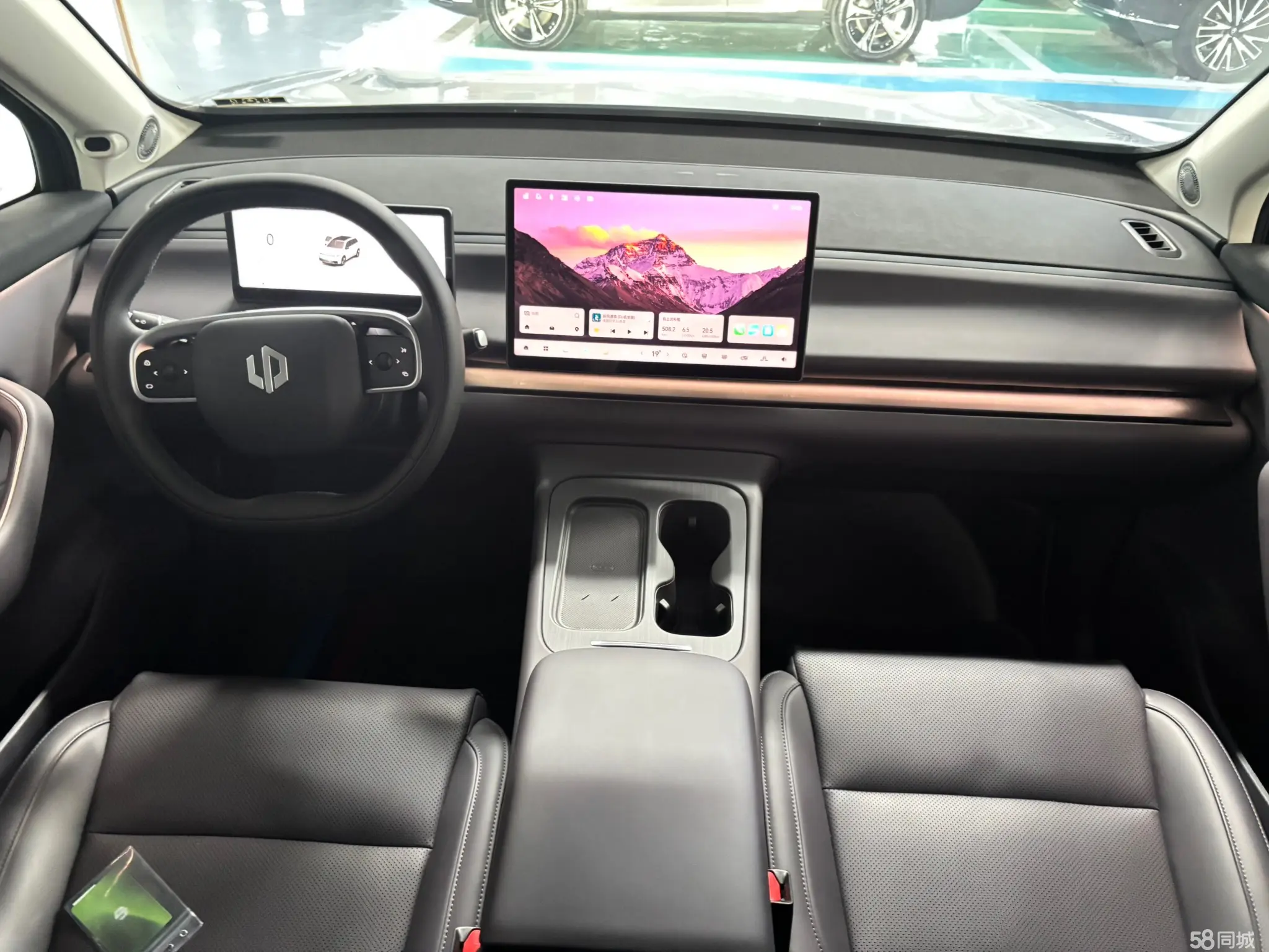 零跑汽车 零跑C16 2024 汽车图片 #6