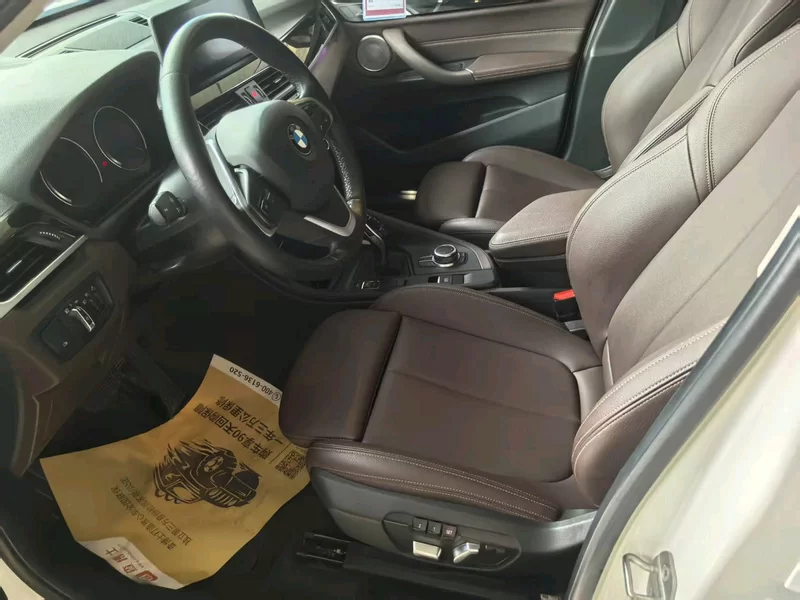 BMW X1 M35Li 2022 #6 BMW X1 M35Li 2022 car image #6