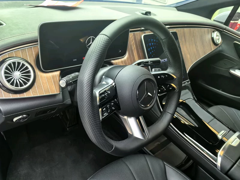 Mercedes-Benz EQE Class 2023 #6 Mercedes-Benz EQE Class 2023 immagine di auto #6