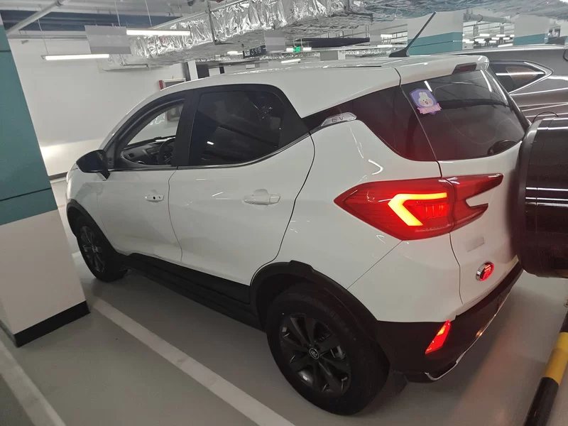 BYD Yuan New Energy 2019 #6 BYD Yuan New Energy 2019 car image #6