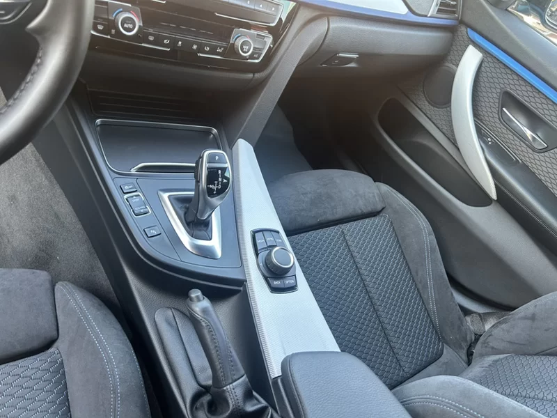 BMW 4 Series 2018 car image #6