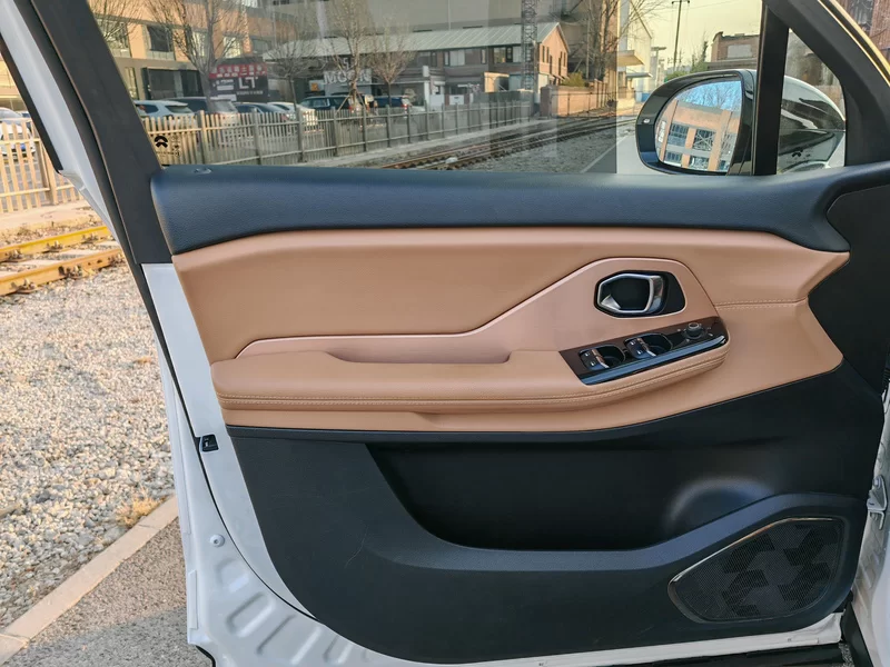 NIO ES8 2018 car image #6
