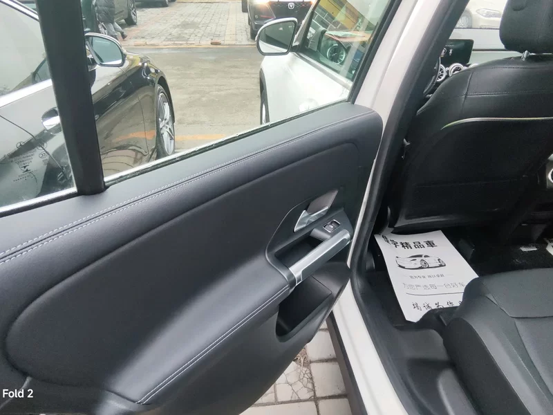 Mercedes-Benz GLB Class 2021 car image #6