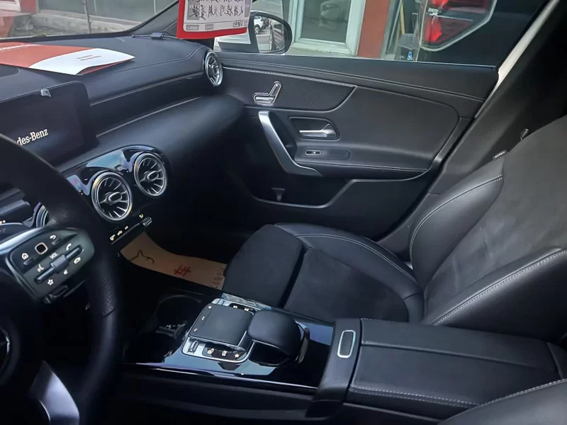 Mercedes-Benz A Class 2019 car image #6