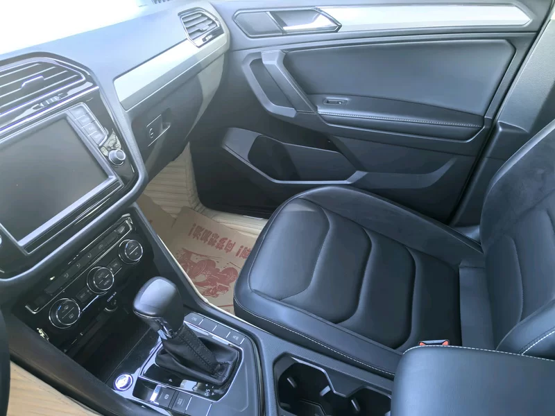 Volkswagen Tiguan L 2018 #6 Volkswagen Tiguan L 2018 car image #6