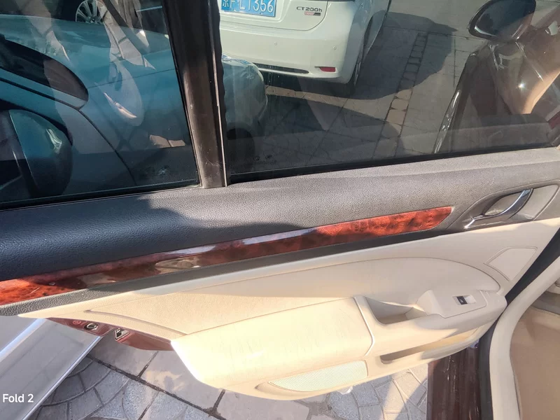 Skoda Superb 2011 car image #6