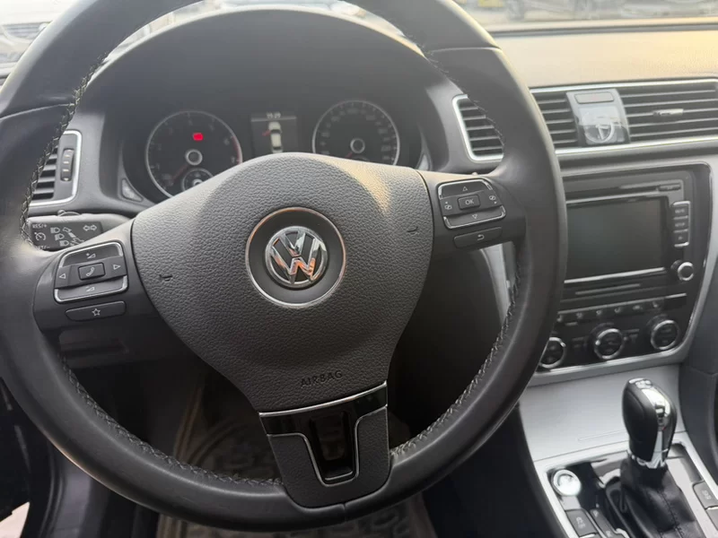 Volkswagen Passat 2014 #6 Volkswagen Passat 2014 car image #6