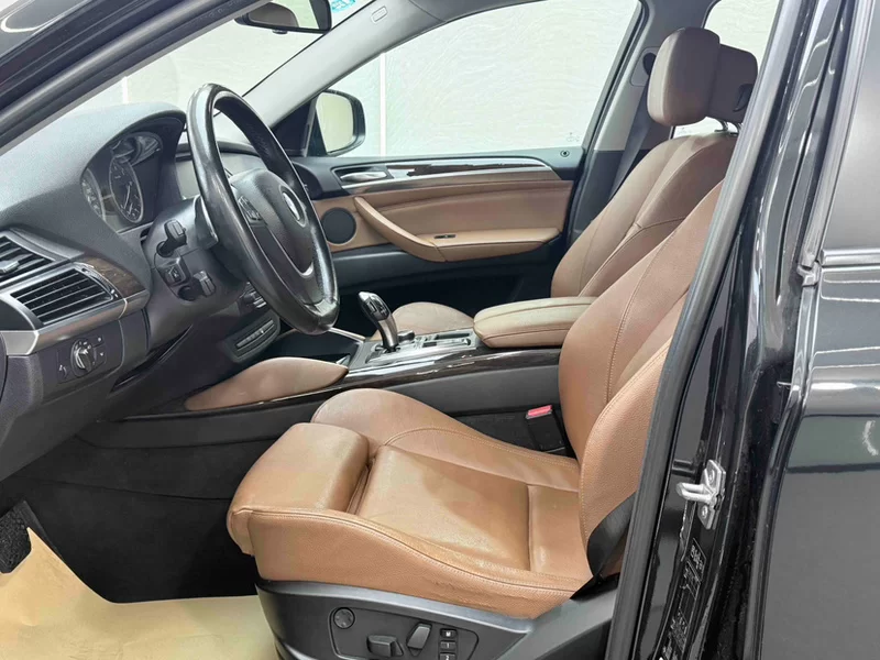 BMW X6 2012 изображение автомобиля #6