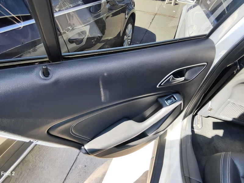 Mercedes-Benz GLA Class 2016 car image #6