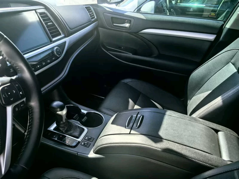 Toyota Highlander 2019 #6 Toyota Highlander 2019 car image #6