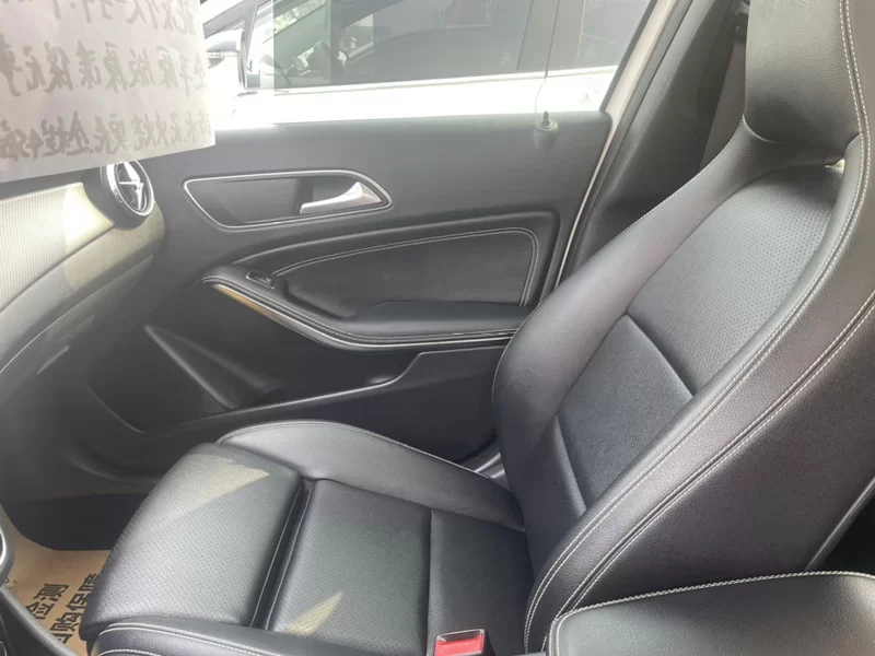 Mercedes-Benz GLA Class 2017 صورة سيارة #6