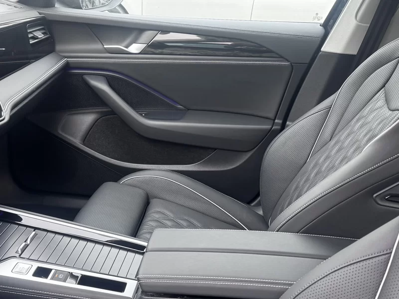 Volkswagen Magotan 2024 immagine di auto #6